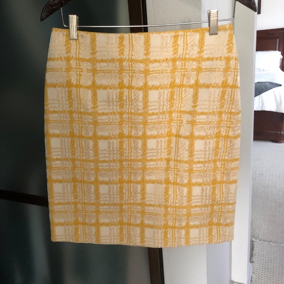 Talbots Tartan Plaid Pencil Skirt - Yellow/Cream Size 6P - Picture 1 of 8